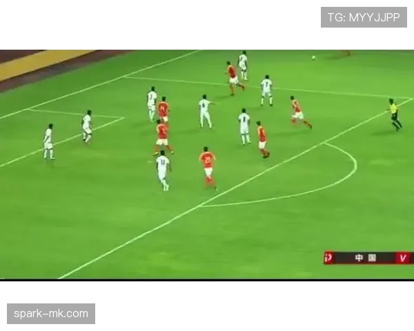 本地青少年足球队夏季训练营表现亮眼，新赛季备战聚焦技术提升与团队协作